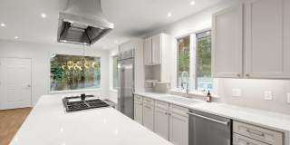 1404 WYNHURST Lane Gallery 4