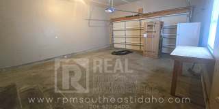 Spacious & Updated 2 Bedroom, 2 Bathroom Twin Home in Ammon with Garage, Fenced Backyard, and Hookups (Idaho Falls) for Rent by Real Property Management Gallery 24
