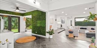 630 NE 15th Place Gallery 7