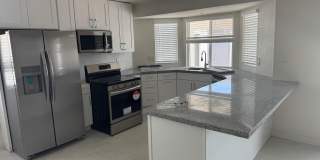 8837 W HIGHLAND Avenue Gallery 13