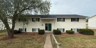 2 bedroom, 1 bath Gallery 1