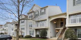 8202-C CROSSBROOK Court Gallery 1