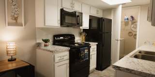 Sun River Village Gallery 25