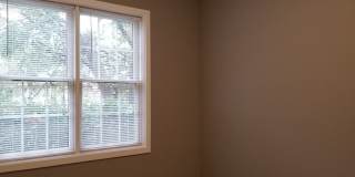 351 S. Madison St Gallery 40