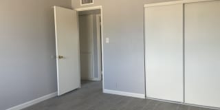 Updated 3-bed, 2-bath single-family home in a convenient Scottsdale location! Updated 3-bed, 2-bath single-family home in a convenient Scottsdale location! Gallery 8