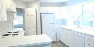 SUPER NICE TOWNHOUSE IN TIGARD! Gallery 1