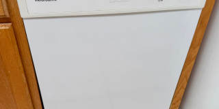 Nice 3 Bedroom Home For Rent - Includes Yard Service! Gallery 48