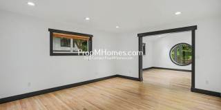 Unique Luxury Three Bedroom Home in Hallinan! Unique Luxury Three Bedroom Home in Hallinan! Gallery 10