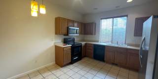 Spacious 3 Bed, 2.5 Bath Townhome in Rigden Farm! Unit E! Spacious 3 Bed, 2.5 Bath Townhome in Rigden Farm! Unit E! Gallery 9