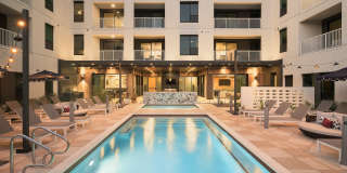 Huxley Scottsdale Gallery 10