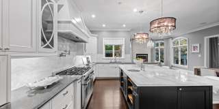 8305 FOX HAVEN Drive Gallery 20