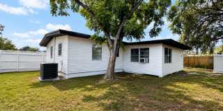 SECTION 8 ACCEPTED! Spacious Updated Home in St. Petersburg with a Large Backyard - 4bed | 2bed Gallery 18