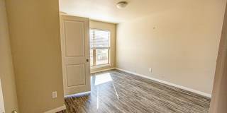 Willowbend - 1919 Langford Ave Gallery 9