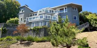 PANORAMIC BAY VIEW ESTATE IN PRESTIGIOUS TIBURON Gallery 1