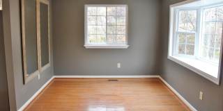 9400 WROUGHT IRON Court Gallery 5