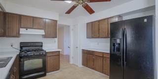 3 Bedroom, 2 Bath Home with Views in Prescott! Gallery 13