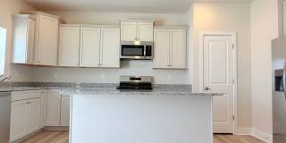 Now Available | New Construction in Plantation Lakes Gallery 5