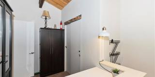 Treehouse-like atmosphere with peek-a-boo views of Lake Arrowhead Gallery 16