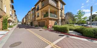 Modern 2021 Townhome | 3BD | EV Charger | Near Google & Downtown Mountain View Gallery 1