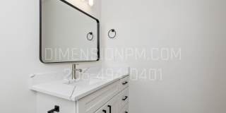 Almost New House with AC! Gallery 26