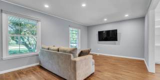 Welcome to this SUMMER PARADISE! Gallery 25