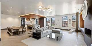 229 N Church Street Gallery 14
