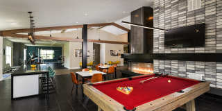 Woodland Hills Gallery 20