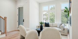 Salemtown Townhome Near Downtown | Screened Patio, Fenced Yard & 2 Parking Spaces Gallery 9