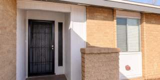 3425 E GLEN Drive Gallery 2