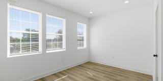 2534 N 11TH Street Gallery 6
