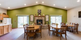 Platinum Valley Apartments Gallery 12