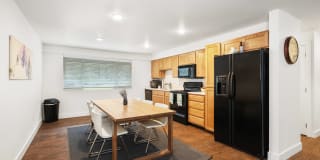 The Grove Apartments Gallery 12
