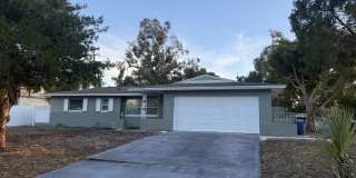 1481 Barry Street Gallery 1