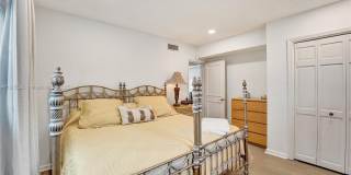 2889 NE 35th St Gallery 50