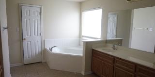 4-Bedroom House for Rent in Killeen Gallery 15