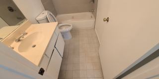 415 Montana Ave - REHAB Gallery 24