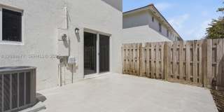 82 SW 3rd Ct Gallery 11