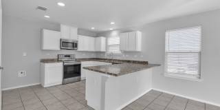 7435 Primrose Post Gallery 3