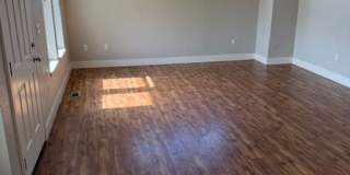 5 bed/ 4 Bath Townhome in Cheney Gallery 12