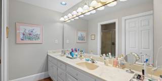 1610 Park Road Gallery 18