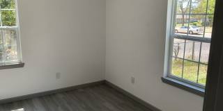 Newly Remodeled 2 Bedroom 1 1/2 Bath Home Gallery 17