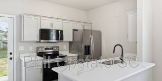 109 Virginia Avenue Gallery 7