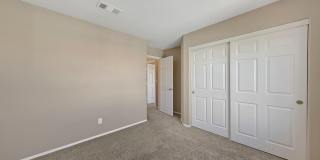 Green Valley Home! Beautiful &  Spacious! Stainless steel appliances! Washer & dryer! No pets! Gallery 6