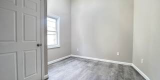 16 Long Ave. Gallery 8