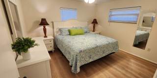 Seasonal/short term 3/2 pool home in Sarasota Gallery 8