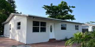 Come see this beautiful 4/2 single family home Gallery 1