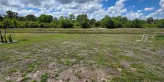 6135 Higgins Avenue Gallery 23