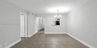 3014 SW 21st Ter Gallery 13