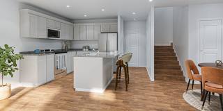 The Meadows at Tutt Village Gallery 24