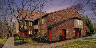 910 MOUNTAINVIEW Drive unit: 910 Gallery 1